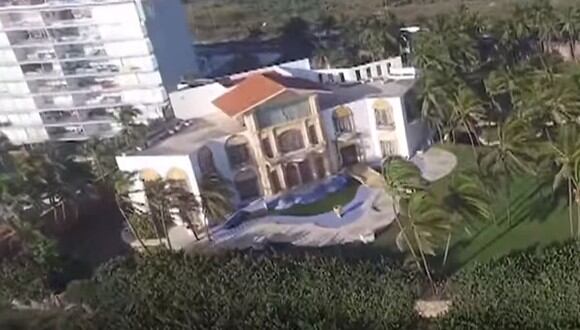 La mansión de Acapulco que Luis Miguel la usó para dar grandes fiestas con sus amigos (Foto: Netflix)