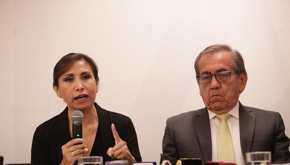 Patricia Benavides acompañada por Jorge del Castillo rechazó el informe de Inés Tello en su contra. (Foto: GEC)