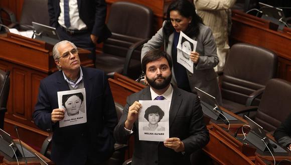 El congresista no agrupado Alberto De Belaúnde (der.) indicó que "es una ley inconstitucional e inmoral"  (Fotos: Juan Ponce y Hugo Pérez)
