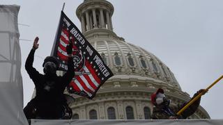 Legisladores denuncian intento de “golpe de Estado” en Estados Unidos tras invasión del Capitolio
