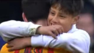 Messi y su increíble gesto con hincha que se metió a la cancha