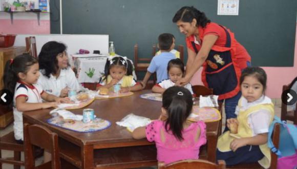 Maestros recibirán aumento de sueldo desde noviembre, según informó el ministro de Educación, Idel Vexler. (Foto: archivo)