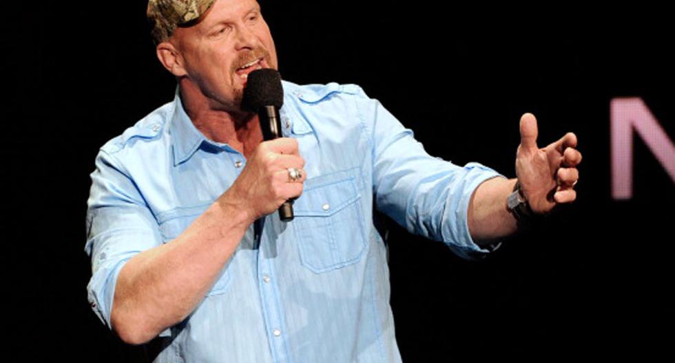 Stone Cold criticó a Vince McMahon por la sanción a Titus O\'Neil | Foto: Getty Images