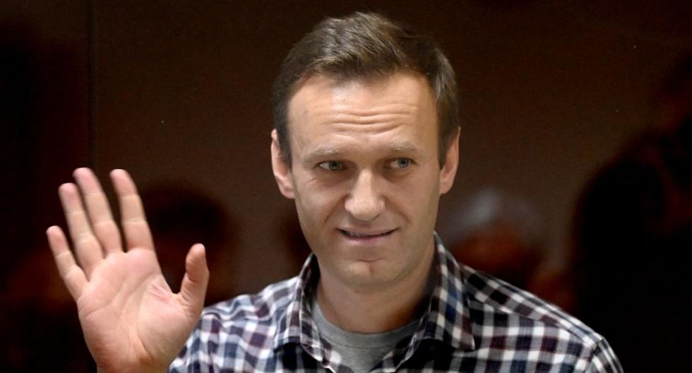 Alexei Navalny celebrates his 45th birthday behind bars
