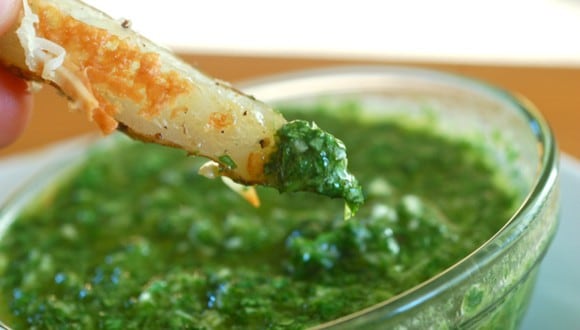 Salsa chimichurri. (jacqueline | Flickr)