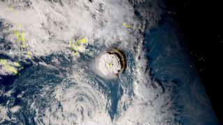 Nueva Zelanda contacta por teléfono satélite con Tonga tras erupción de volcán y tsunami