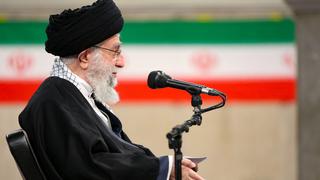 Irán asegura que volverá al acuerdo nuclear cuando Estados Unidos levante las sanciones