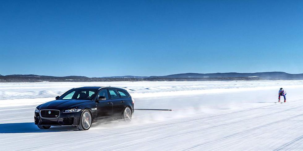 Jaguar XF Sportbrake consigue récord Guinness