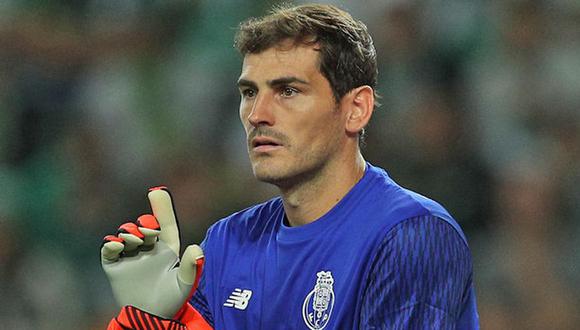 El arquero Iker Casillas se manifestó en Twitter y confesó ser seguidor del Cruz Azul mexicano de la Liga MX (Foto: AFP)