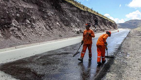 Con recursos se mejorarán vías en regiones como Ayacucho, Cajamarca, Puno, Ucayali y Loreto. (Foto: GEC)