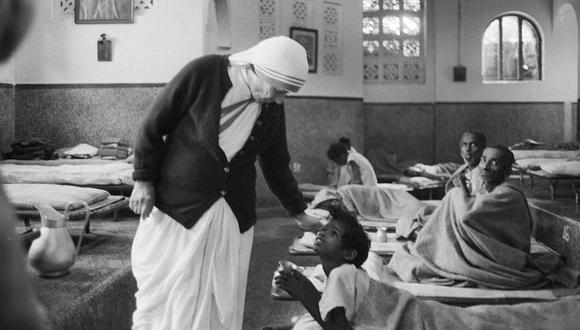 La Madre Teresa trabajó con los desahuciados y los destituidos en Calcuta durante casi medio siglo. (Getty Images).