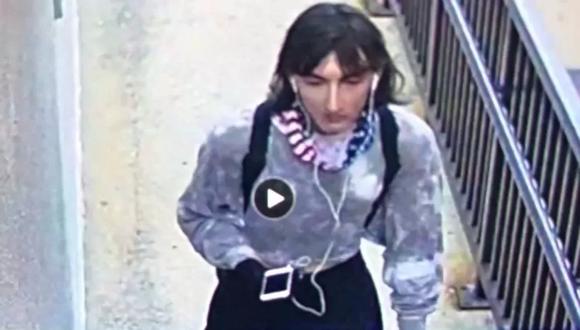 Robert Crimo perpetró el tiroteo vestido de mujer. (POLICÍA DE HIGHLAND PARK).