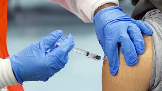 EE.UU.: Nueva York requerirá a empleados municipales vacunas o pruebas semanales de COVID-19