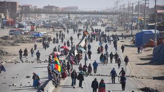 Manifestaciones y bloqueos de carreteras en Bolivia contra la nueva fecha de las elecciones | FOTOS