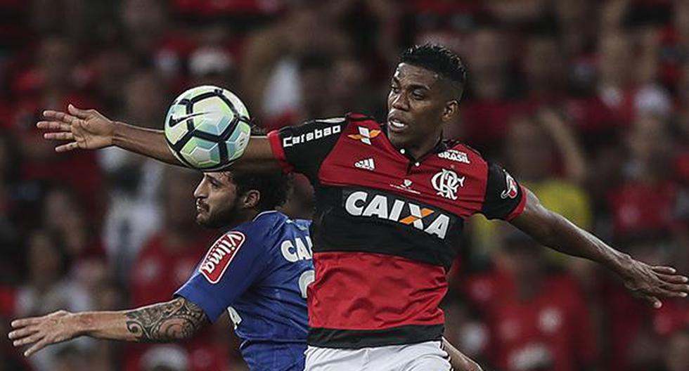 Sin Paolo Guerrero y con Miguel Trauco en la banca, Flamengo tropezó en casa y solo pudo empatar 1-1 en casa ante Cruzeiro, por la ida de la final de la Copa Brasil. (Foto: EFE)