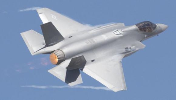 Estados Unidos. Lockheed Martin, su fabricante, explica que el F-35 Lightning II (el nombre oficial completo de la aeronave) es un caza de quinta generación "que combina sigilo avanzado con velocidad de combate y agilidad". (Foto: AFP)