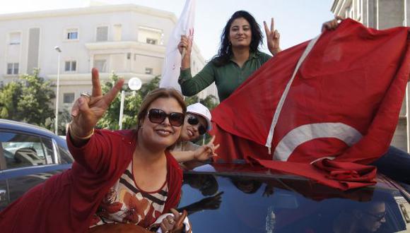 Túnez: Los laicos se imponen a islamistas en elecciones