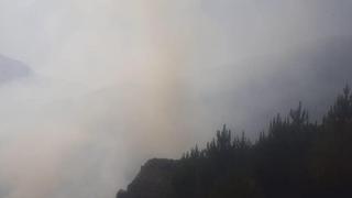 Huaraz: reportan incendio forestal que arrasa con terrenos y gigante humareda impide apagarlo | FOTOS