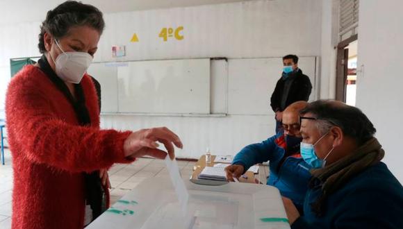 El próximo domingo 21 de noviembre, los chilenos se alistan para elegir a sus nuevas autoridades. (Foto: EFE)