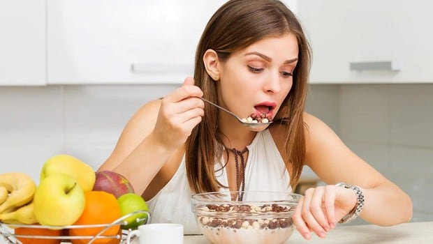 Es importante comer despacio para procesar bien los alimentos. (Foto: Difusión).