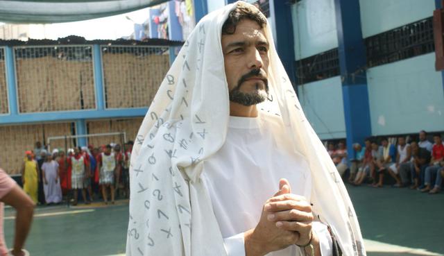 En la escenificación de la muerte de Jesús participaron unos 250  internos del penal Miguel Castro Castro. (INPE)