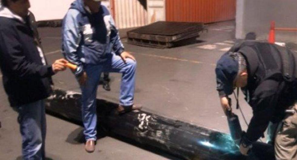 Alrededor de 1,300 kilos de cocaína incautó la Policía Nacional en un megaoperativo realizado esta madrugada en el puerto del Callao. (Foto: Andina)