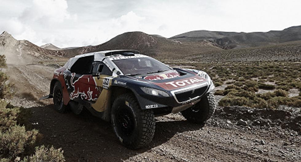 El piloto español Carlos Sainz abandonó el Rally Dakar. (Foto: Getty Images)