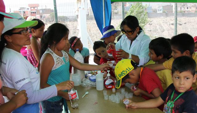Niños aprenden ciencia en taller municipal - 1