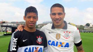 Joven promesa del Corinthians cumplió sueño de conocer a Paolo Guerrero
