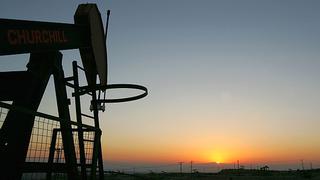 Precio del petróleo cae luego de que Rusia sugiriera aumentar su producción