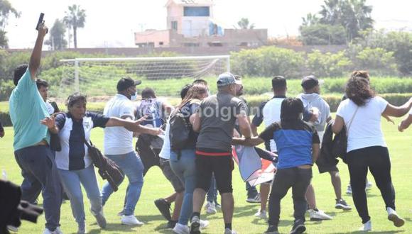 Clásico de menores entre Universitario y Alianza Lima acabó con pelea y disparos. (Foto: @luisholguin)