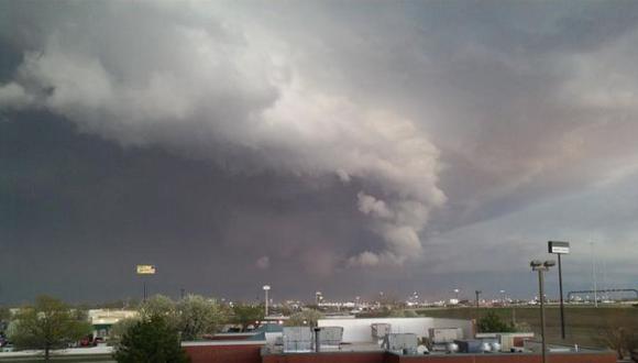 EE.UU.: Tornados en Oklahoma y Arkansas dejan un muerto (VIDEO)