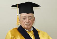 USIL entregó distinción de doctor honoris causa a Arturo Salazar Larraín