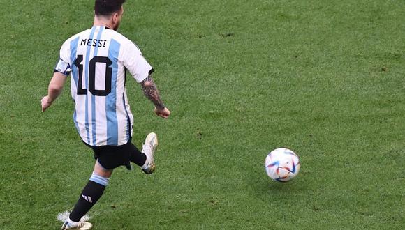 Así definió Messi para marcar de penal. (Foto: Daniel Apuy / enviado especial)