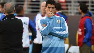 El consuelo de Luis Suárez tras eliminación de Uruguay