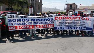 Ica: mineros artesanales protestan por liberación de presuntos invasores