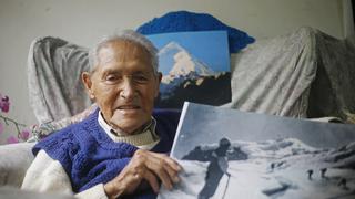 El pionero del andinismo César Morales Arnao falleció hoy: aquí la historia de cómo llevó la bandera peruana a la cima de Europa