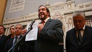 Lescano: "El lunes empezaremos a juntar las firmas para interpelar a Giuffra"