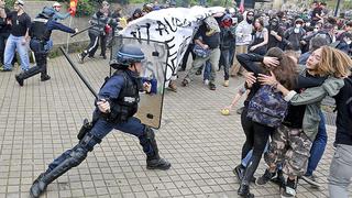 Miles protestan en Francia contra polémica reforma laboral