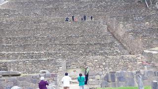 Turista norteamericano fallece en parque arqueológico de Ollantaytambo