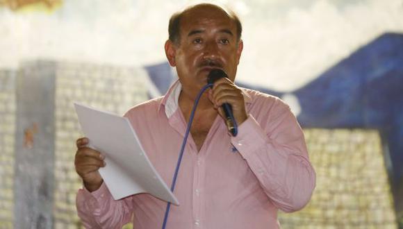 Andrés Alcántara va ganando internas de UD en la región Lima