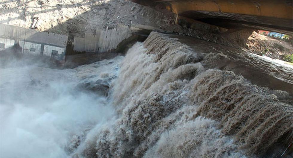 Río Rímac descendió de caudal, aunque la alerta continúa debido a que se mantiene por encima de su promedio histórico. (Foto: Agencia Andina)