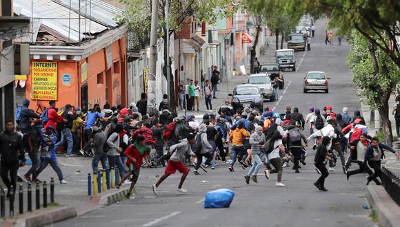 Las protestas estallaron ayer y hoy continuaron en Quito. Hay cerca de 350 detenidos desde que empezaron los desórdenes. (Foto: Reuters).