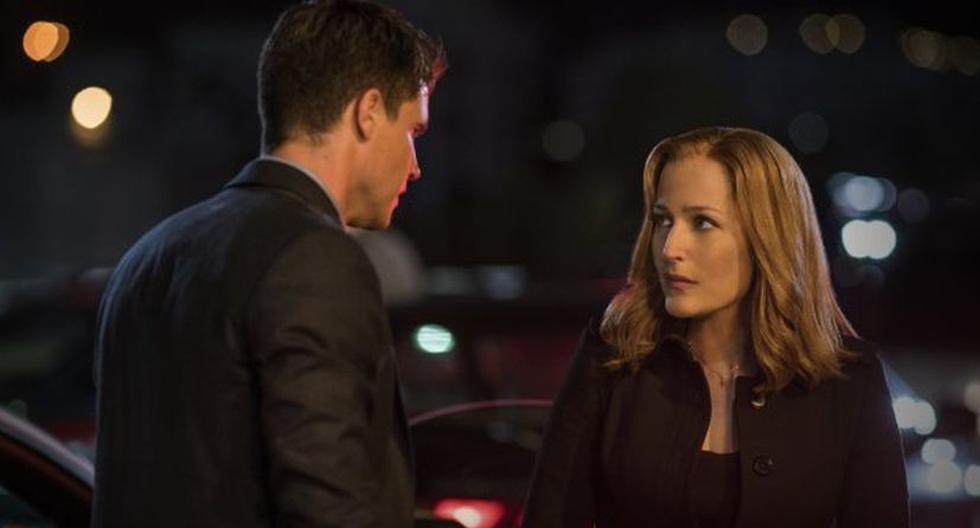 Robbie Amell es el agente Miller y Gillian Anderson es la agente Scully en 'The X-Files' (Foto: Fox)