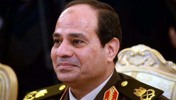 Al Sisi donará la mitad de su fortuna para enfrentar la crisis