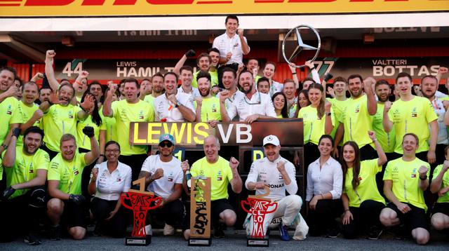 Así celebró Mercedes en Barcelona. (Foto: Reuters)