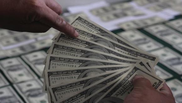 San Juan de Lurigancho: 2 sujetos cayeron con US$ 50 mil falsos
