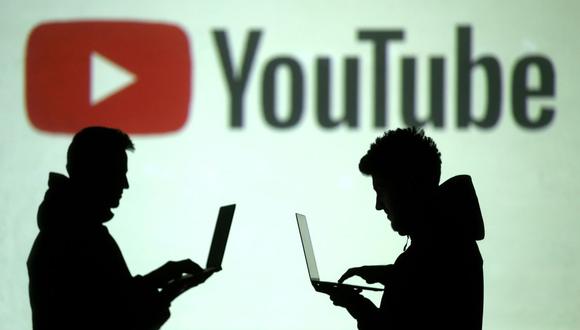 Aprende cómo ver videos en YouTube que están bloqueados en tu región.  (REUTERS/Dado Ruvic).