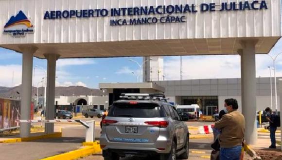 Latam Airlines informó que personal de la DGAC realizó una inspección a la pista de aterrizaje del aeropuerto de Juliaca y dispuso su cierre temporal. (Foto: Difusión)