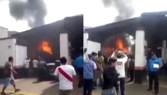 El incendio ocurrió en un taller de mecánica situado en el cruce de la calle Hipólito Unanue y la avenida Mariscal La Mar. (Foto: Canal N)
